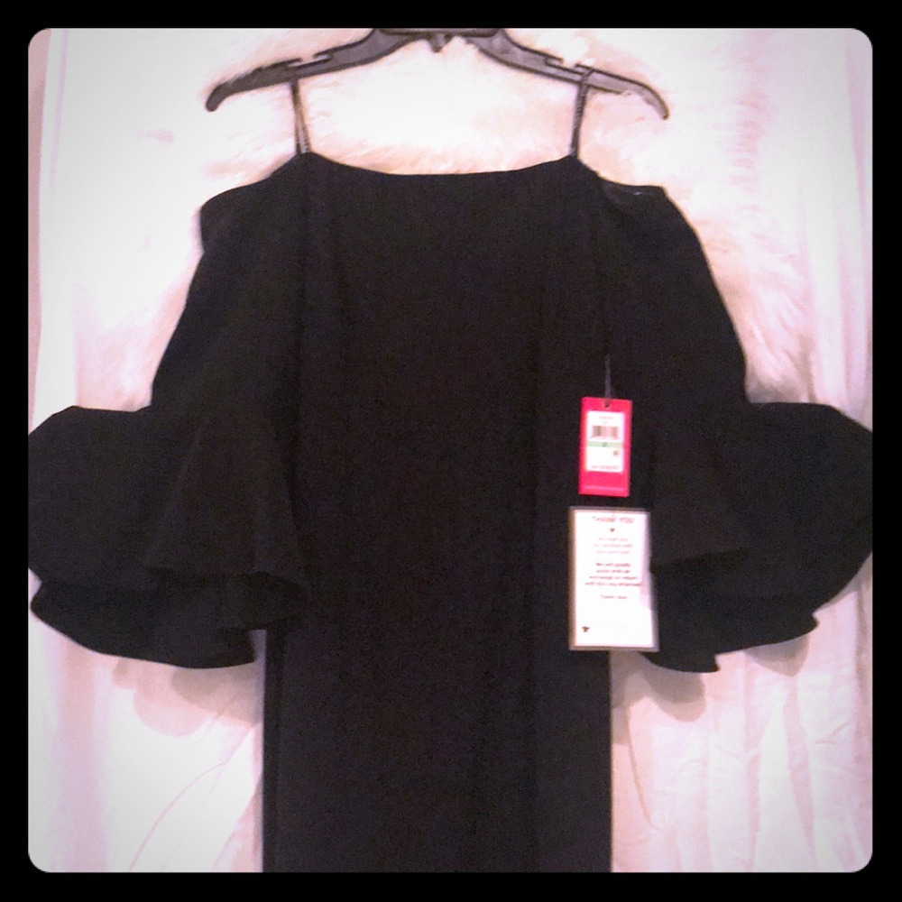 Black Vince Camuto Formal dress.